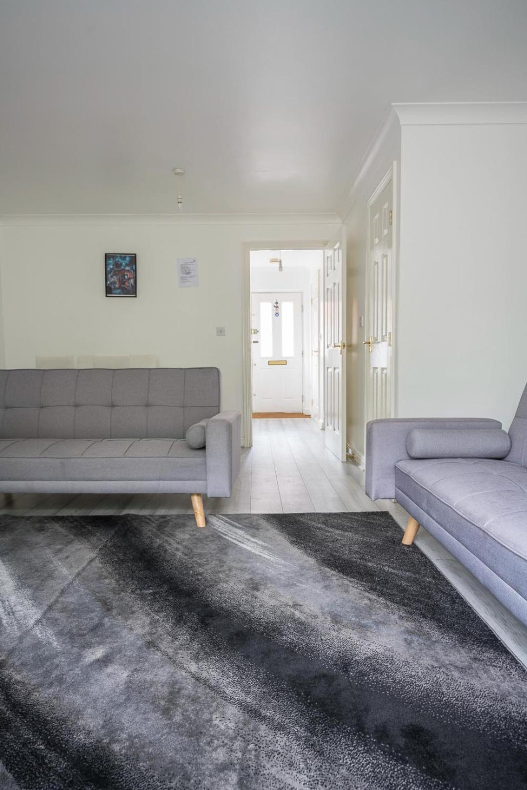 Maidstone Villa 3 Bedroom Free Sports Channels,Parking Sleeps 7 Luaran gambar