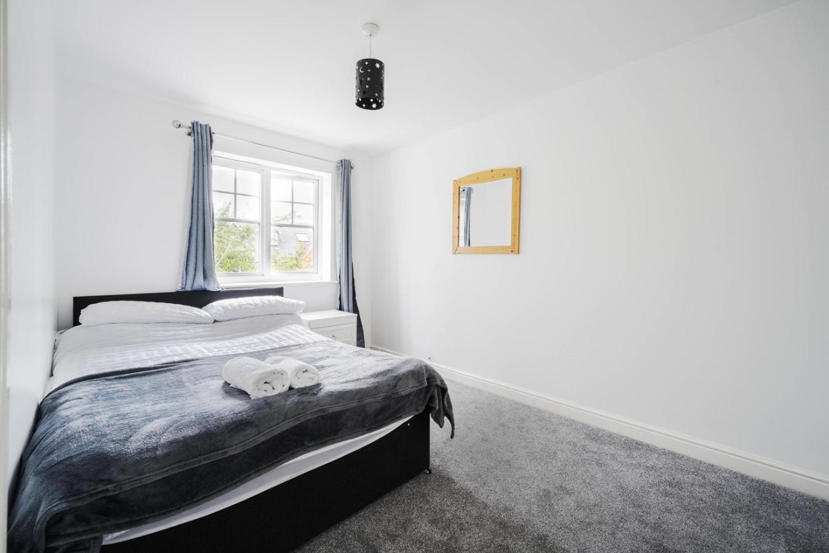 Maidstone Villa 3 Bedroom Free Sports Channels,Parking Sleeps 7 Luaran gambar