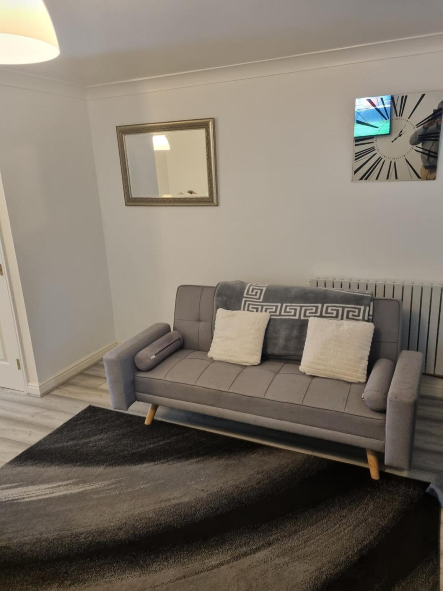Maidstone Villa 3 Bedroom Free Sports Channels,Parking Sleeps 7 Luaran gambar